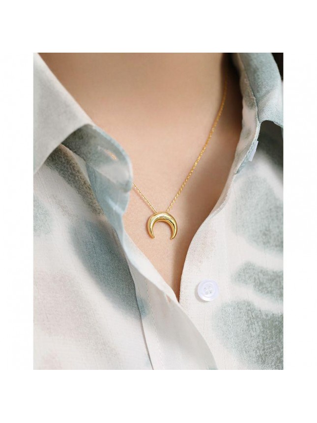 Women Crescent Moon 925 Sterling Silver Necklace