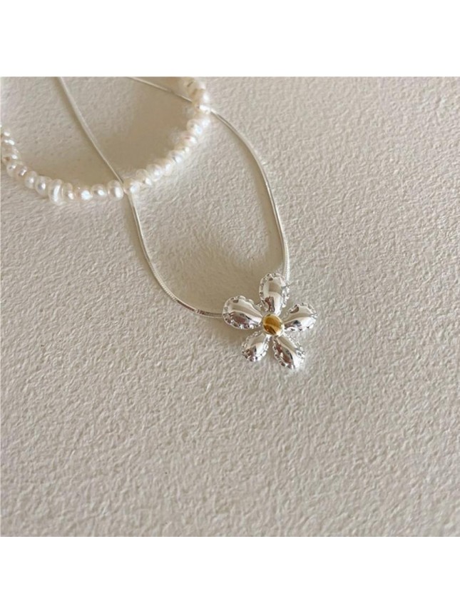 Beautiful Daisy Flower Girl 925 Sterling Silver Necklace