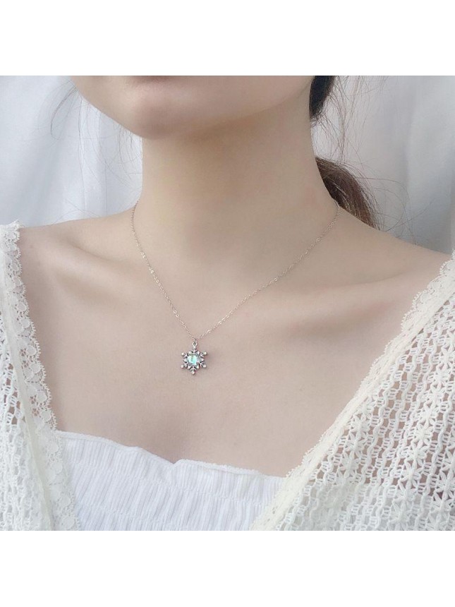 Women White Natural Moonstone CZ Snow Flake 925 Sterling Silver Necklace